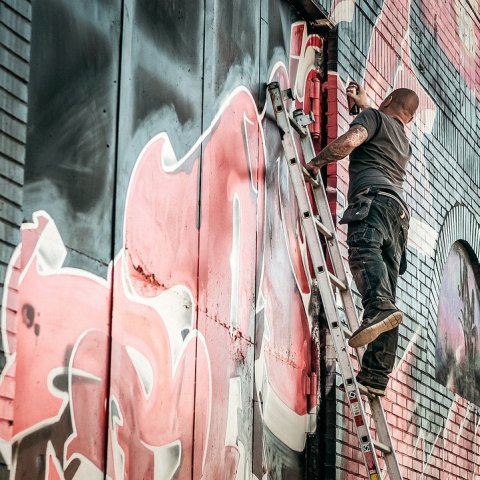 Zdjęcie: Farba do łazienki i kuchni — która wytrzyma wilgoć i parę?