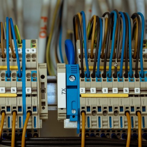Zdjęcie: Rozdzielnia elektryczna w domu — jak powinna być zbudowana