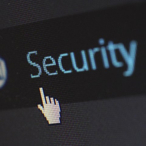 Zdjęcie: UPS dla domu przy pompie ciepła i fotowoltaice — kiedy warto i jaka pojemność ma sens