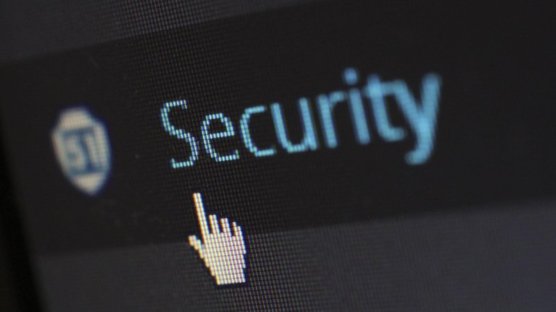 Zdjęcie: UPS dla domu przy pompie ciepła i fotowoltaice — kiedy warto i jaka pojemność ma sens